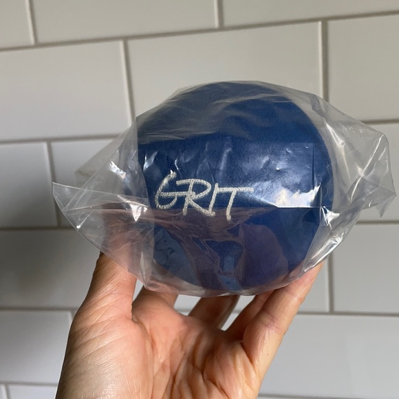 Massage ball to release muscle tension - Picture 2 of 2